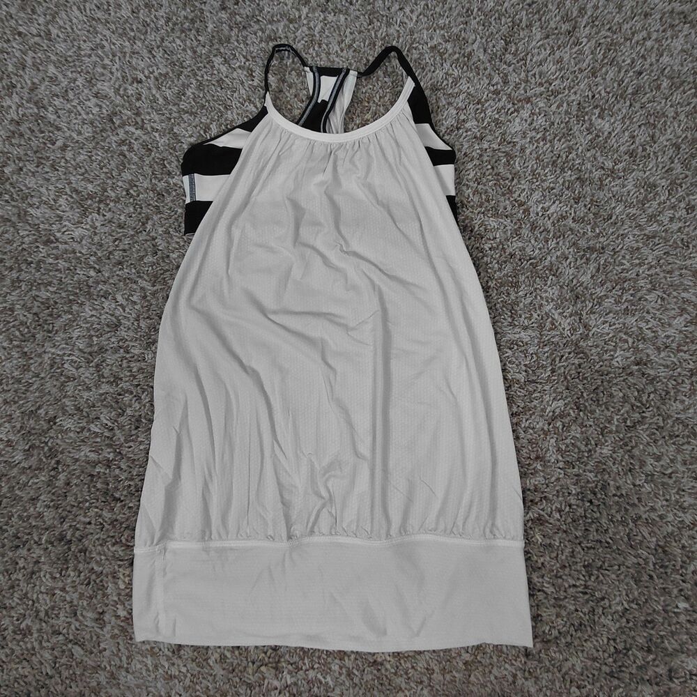 Lululemon No Limits Tank Top Shirt Size 4 White Built In Sports Bra Yoga Gym